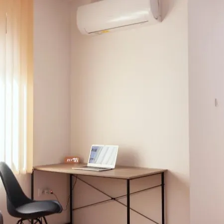 아파트 Lux Family Vidanovic 피로트