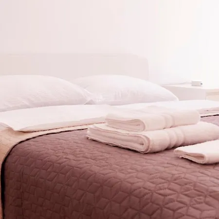 Lux Family Vidanovic Apartment