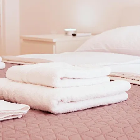 Lux Family Vidanovic 아파트